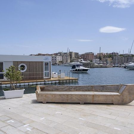 מלון Houseboat Floatart Experience ביצ'לייה מראה חיצוני תמונה